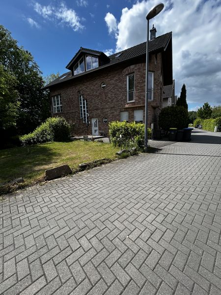 Exklusive-Maisonette mit Parkblick, Galerie & hochwertiger Ausstattung in Köln-Vogelsang